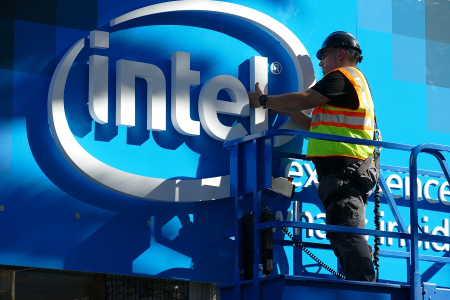 Израиль вложит 350 млн долларов в Intel