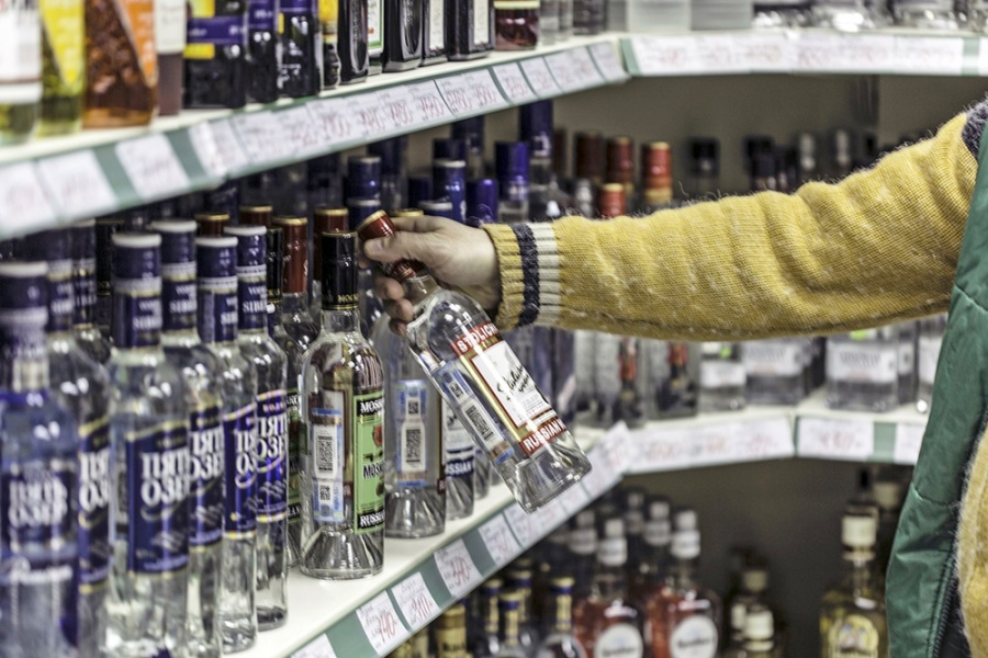 Водка исчезнет из украинских магазинов