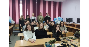 Учні єврейського ліцею у Житомирі зустрілися із захисниками України — ФОТО