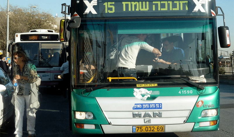 Водители Тель-Авива вышли на митинг