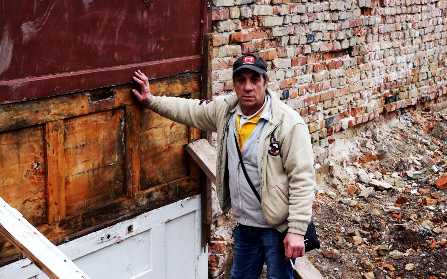 Волонтер восстанавливает синагогу во Львовской области