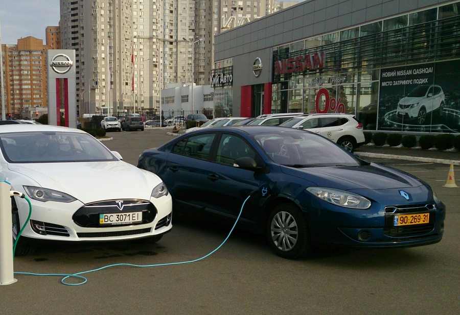 За 2018 год украинцы купили 5,3 тысячи электромобилей