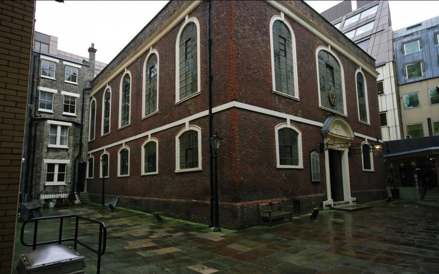 Лондонцы защищают 300-летнюю синагогу