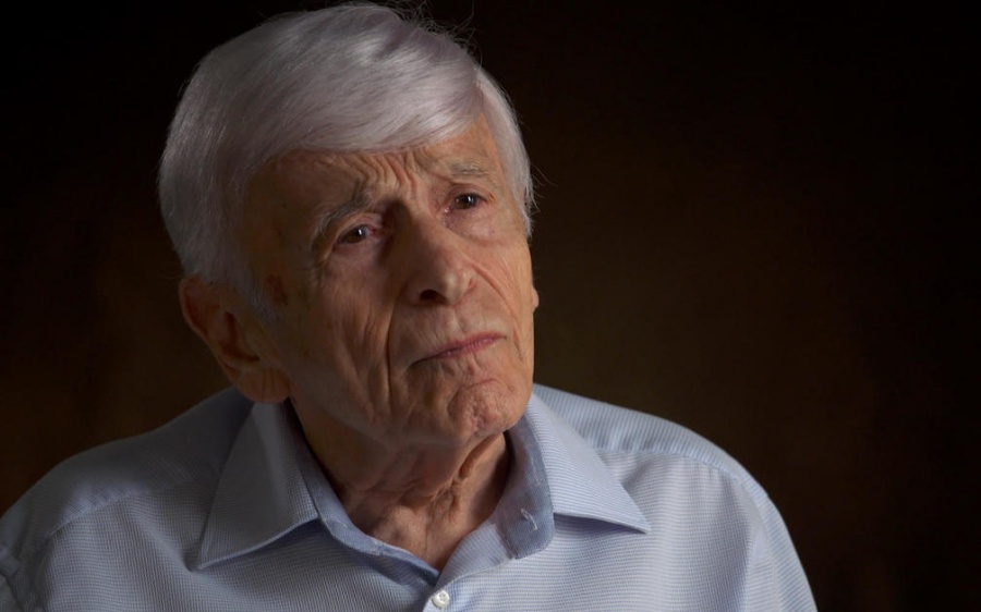 Сотрудники проекта Спилберга поделились интервью выжившего в Холокост