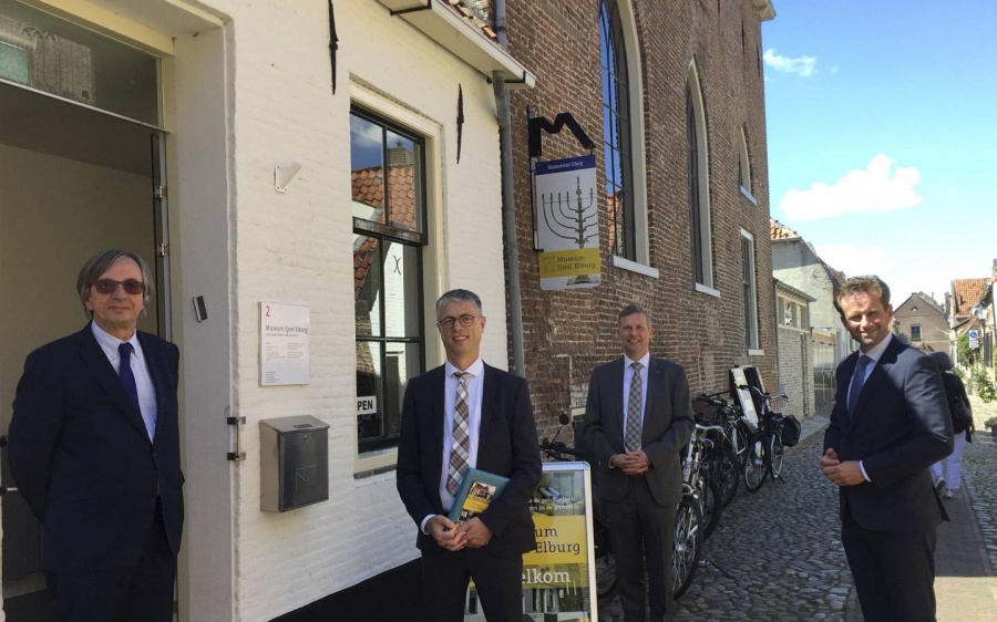 Посол Германии в Нидерландах посетил места еврейского наследия