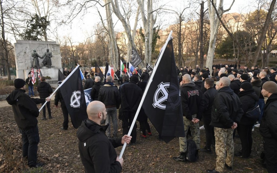 неонацисты, марш