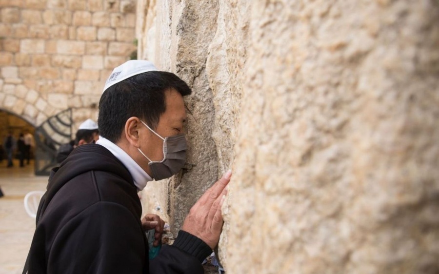 еврей у стены плача