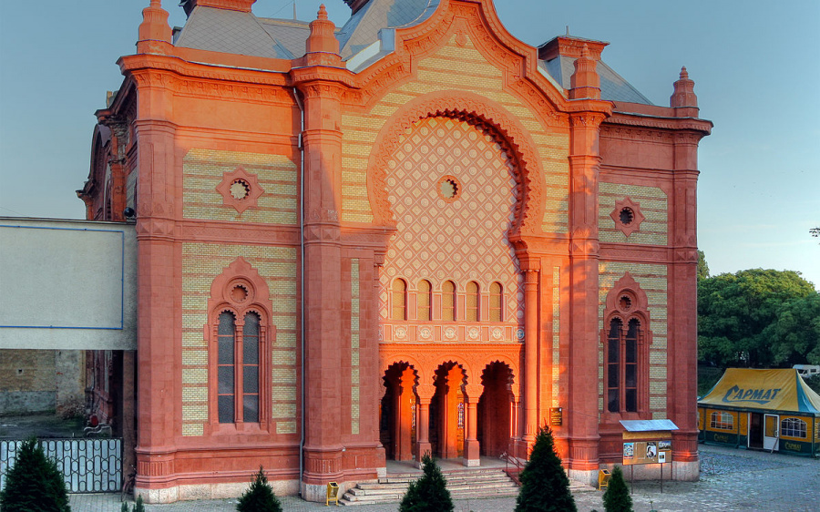 120-летнее здание бывшей синагоги в Ужгороде на грани разрушения