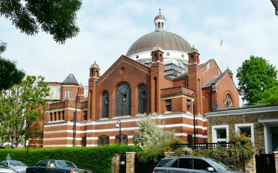 Впервые за 120 лет в сефардской синагоге в Лондоне появится сидур