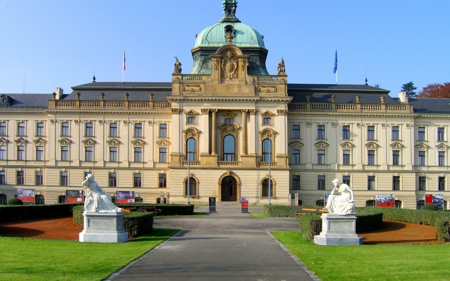 Парламент Чехии