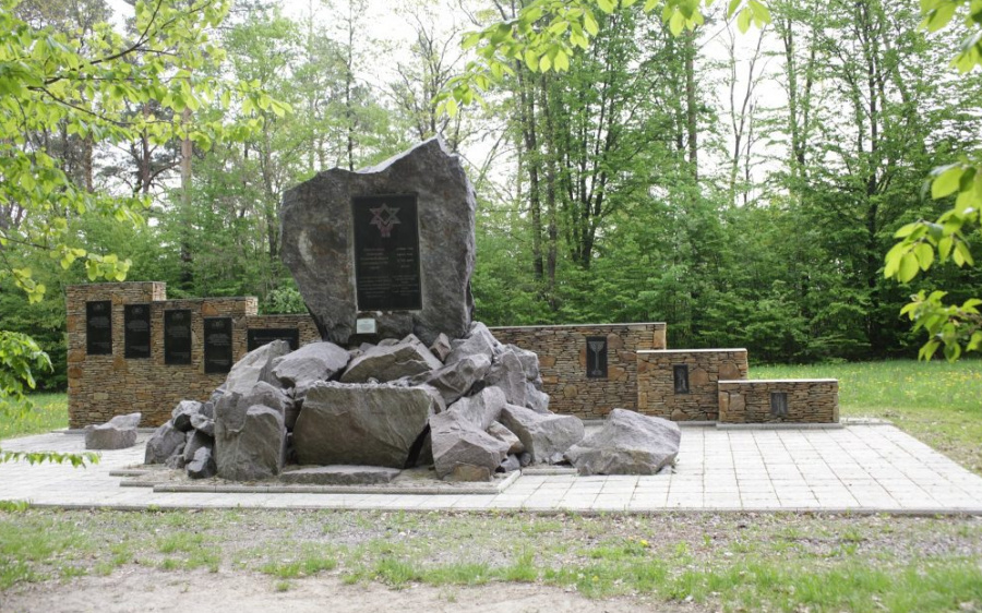 Мемориальный парк в Хмельнике
