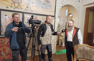 Еврейский музей Одессы на фоне войны посещают иностранные журналисты