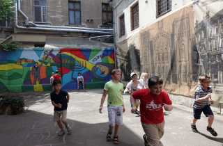 Еврейские дети из Одессы принимают участие в летних развлекательно-познавательных лагерях