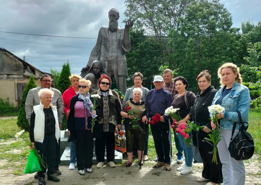В Балте евреи почтили память жертв Холокоста и войн в День памяти и скорби