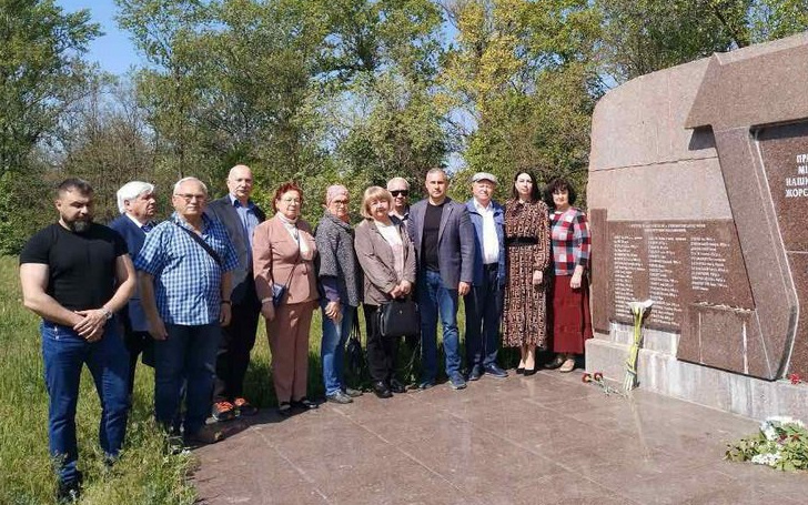 новомосковск, памятник, вторая мировая война