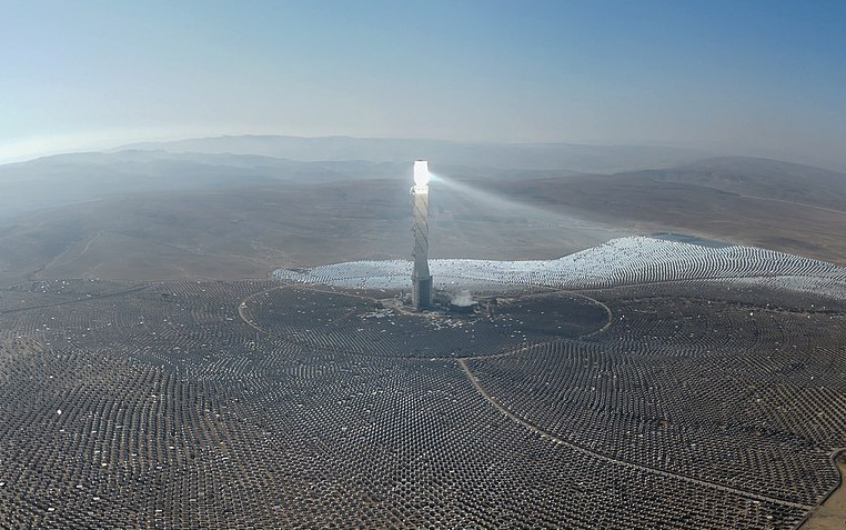 Сонячна електростанція Ашалім в пустелі Негев