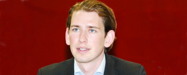 Министр иностранных дел Австрии подал в суд на антисемитов