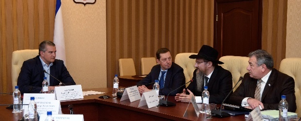 Аксенов встретился с представителями еврейских организаций Крыма