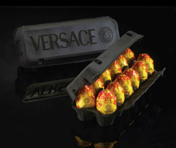 iМолоко и яйца от Versace
