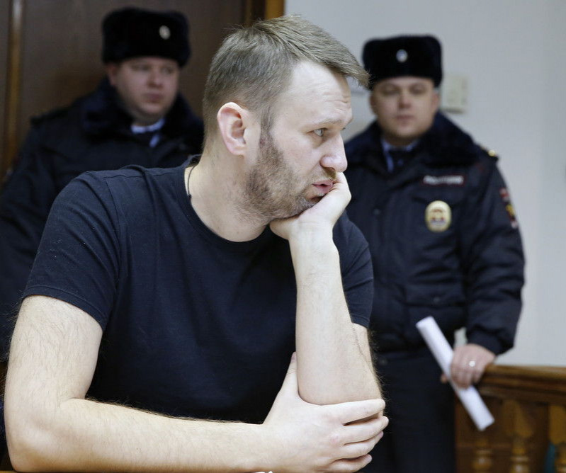 Навальный и Каспаров не придут на похороны Немцова