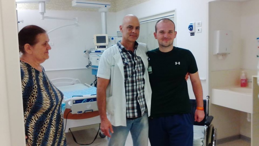 Из Израиля вернулся боец АТО, которому врачи в Украине не давали шансов