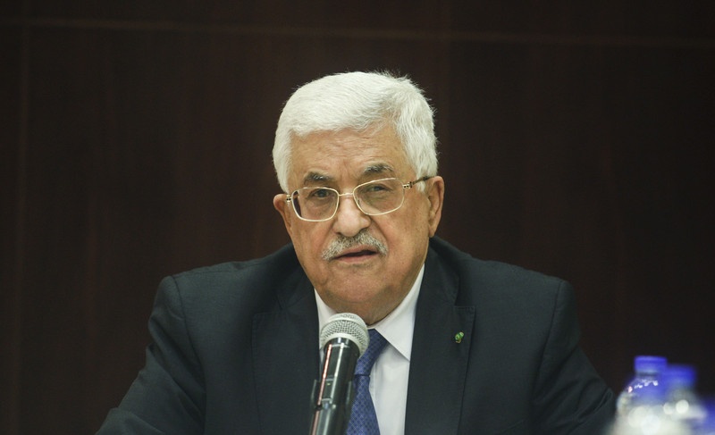 Махмуд Аббас отказался принимать деньги от Израиля