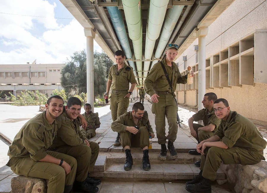 Один день в израильской армии