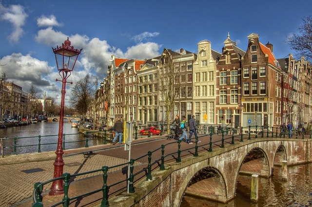 Амстердам не стал побратимом Тель-Авива из-за левой оппозиции