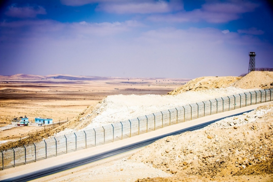 Израиль построит заграждение на границе с Иорданией