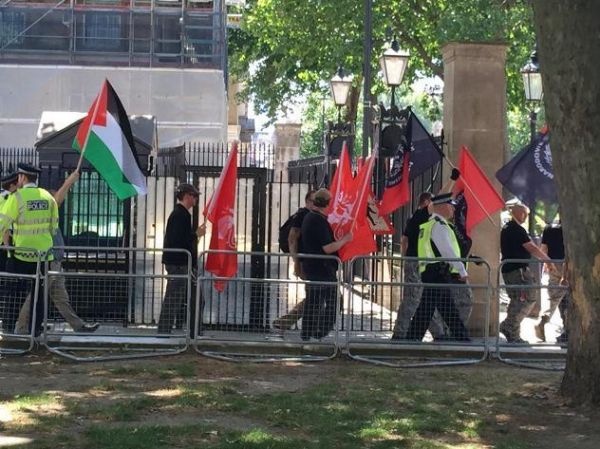 Лондонская акция неонацистов против евреизации города провалилась