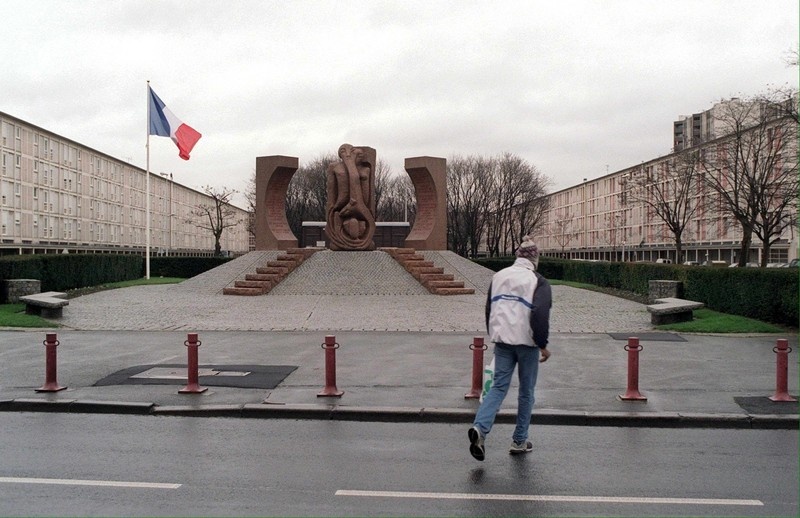 В Париже открыли мемориал детям-жертвам Холокоста