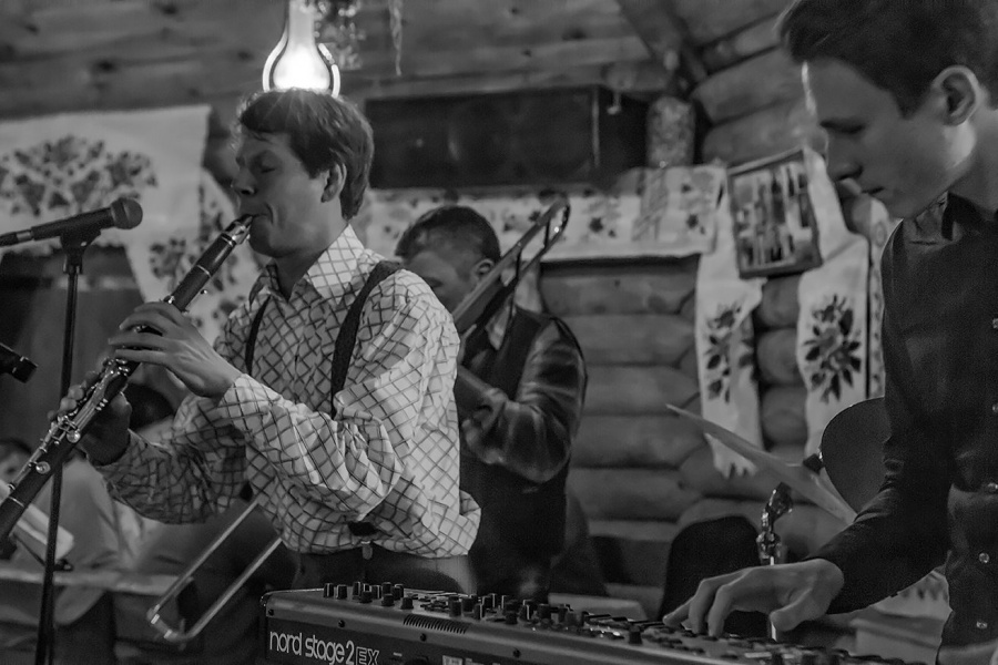 Pushkin Klezmer Band представит первый клезмерский альбом в Украине