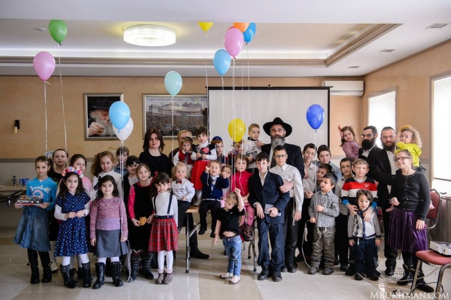 В детском доме одесского Хабада отпраздновали опшерниш воспитанника