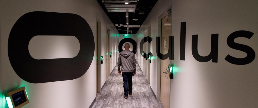 Марк Цукерберг показал лабораторию виртуальной реальности Oculus VR (фото)