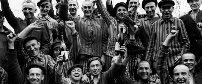 22 неожиданных фото об истории Холокоста