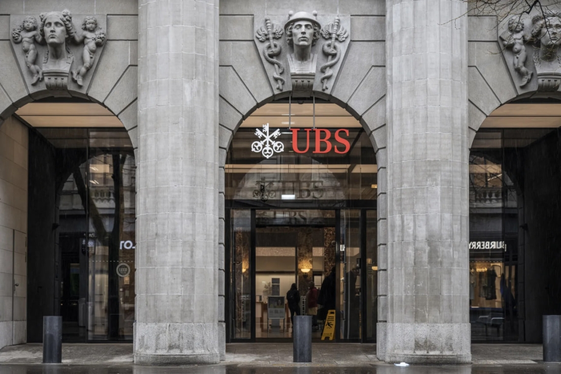 банк UBS