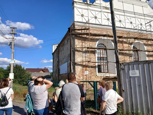 Єврейська громада Луцька побувала з екскурсією в Острозі