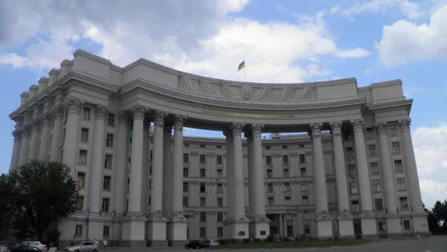 Міністерство_закордонних_справ_України_01.JPG.jpg