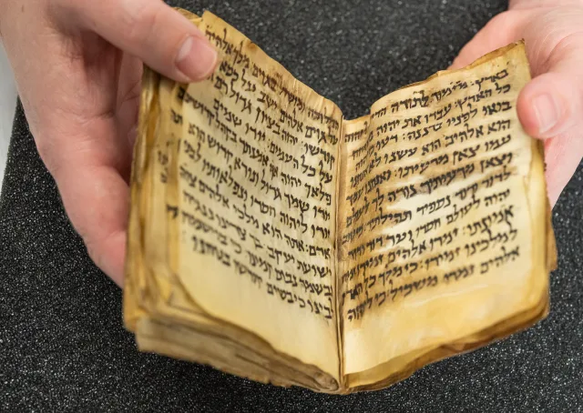 09-24-2024-Musuem-of-the-Bible-book.jpg