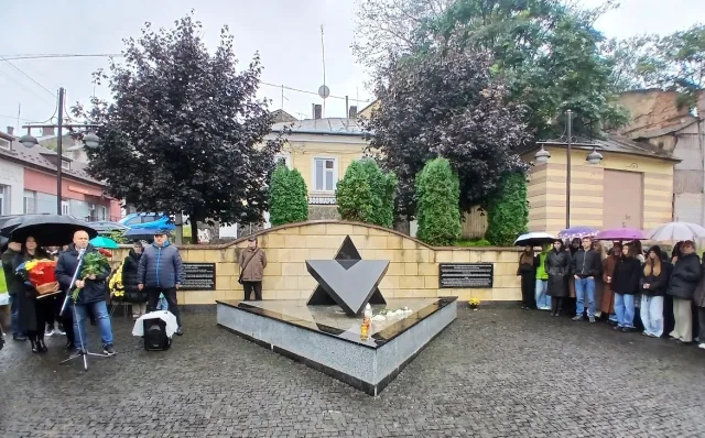 Церемонія в пам'ять про жертв Чернівецького гетто відбулася до 84-річчя трагедії