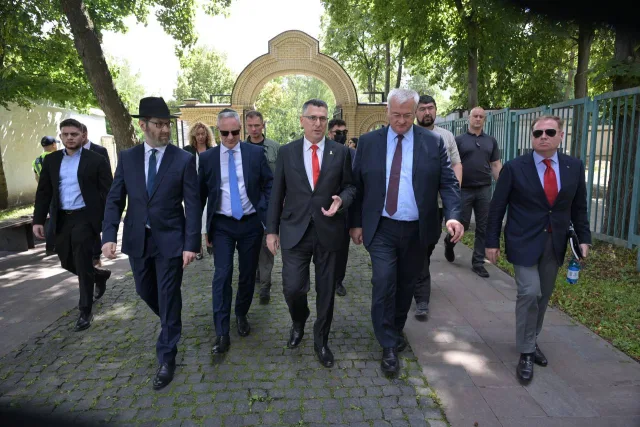 Голови МЗС та посли України й Ізраїлю вшанували пам'ять жертв Бабиного Яру