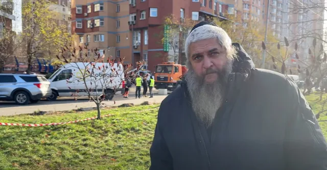 Рабин Асман відвідав постраждалі від російських обстрілів райони Києва
