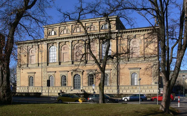 1024px-Alte_Pinakothek_2009.jpg