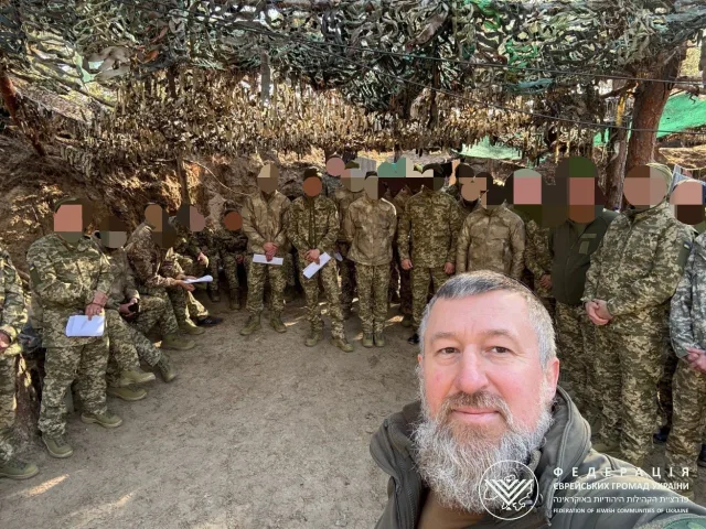 Єврейський капелан відвідав Центр підготовки 7-го корпусу ДШВ ЗСУ на сході України
