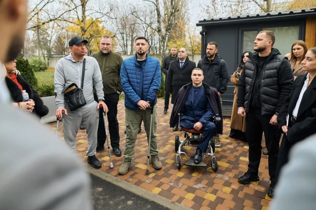 Заступниця посла Ізраїлю відвідала відкриття мобільного реабілітаційного модулю в Обухові