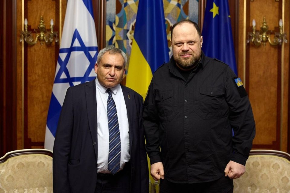 Зеєв Елькін, Руслан Стефанчук