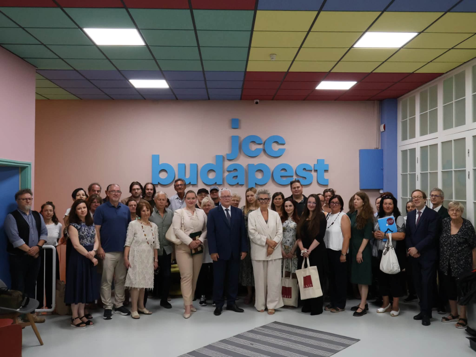 Учасники семінару ESJF зі збереження єврейських кладовищ у Будапешті