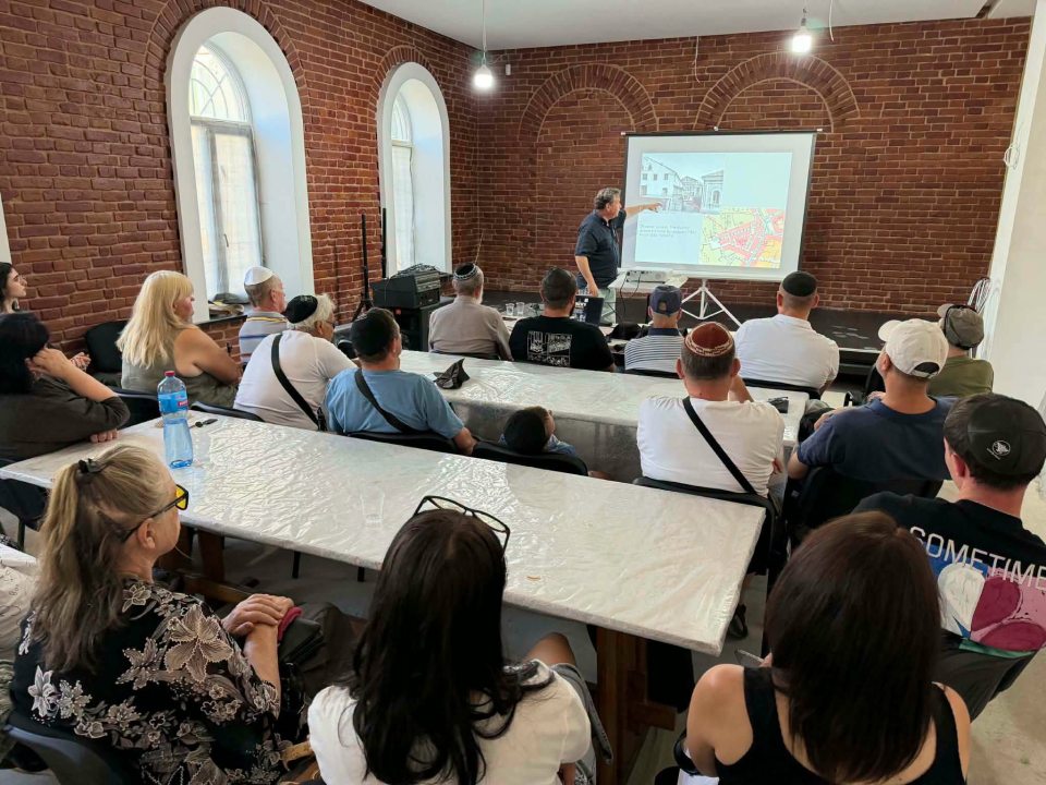 Лекція Володимира Левіна про синагоги України у Балті